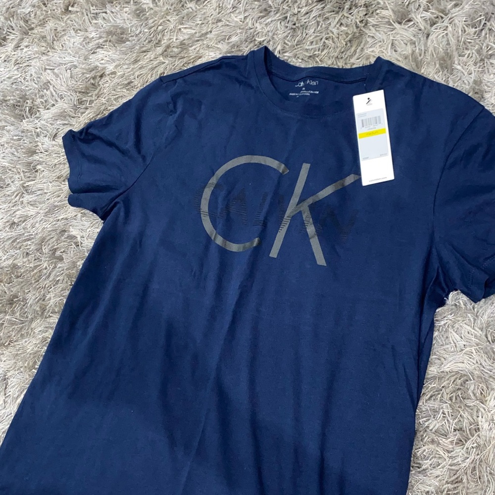NWT Calvin Klein tee shirt